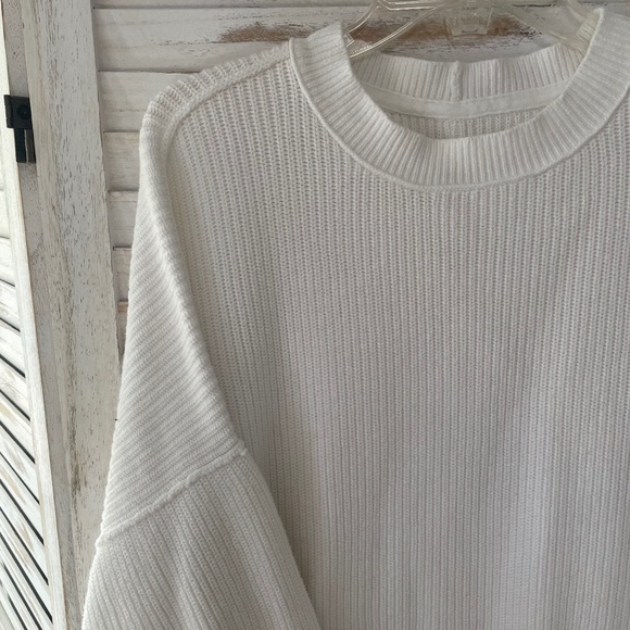 Aerie White Ribbed Sweater - Picture 2 of 3